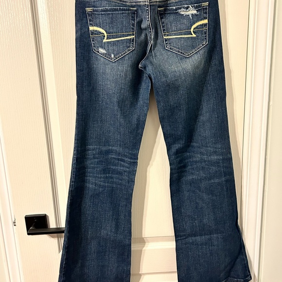 American Eagle Hipster Bootcut Distressed Jeans - size 4 - Picture 7 of 13